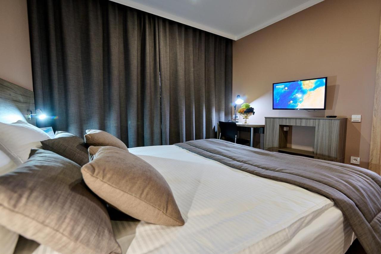 Victoria Hotel Oral Exteriör bild